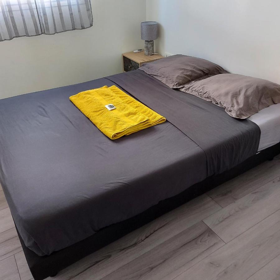 Entierement Equipe, Wifi, A 10 Min De L'Aeroport Apartment แซ็งต์-โกลติลด์ ภายนอก รูปภาพ